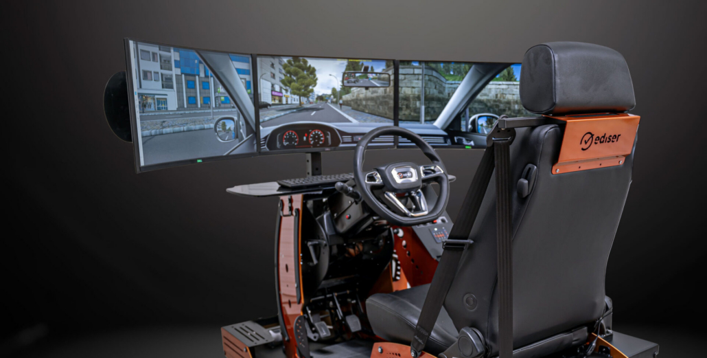 Simu-EVO-fond_Noir-Orange-002-1920x972-c